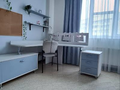 квартира за адресою Федора Ернста вул., 16-Б
