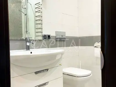 квартира за адресою Регенераторна вул., 4