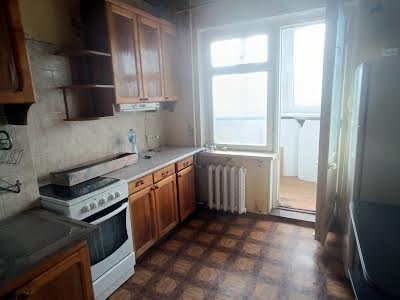 квартира за адресою Дніпровська вул., 98