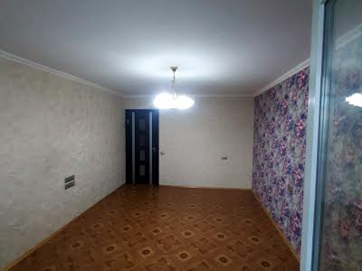 квартира по адресу Драгоманова ул., 5