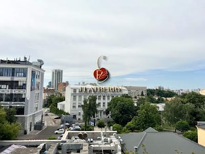 квартира за адресою Кудрявський узвіз, 3-Б