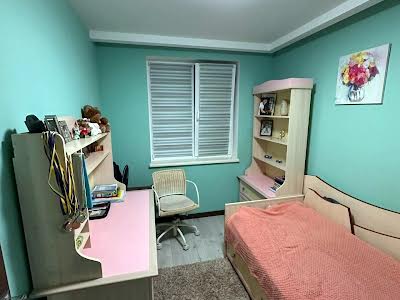 квартира за адресою Романа Атаманюка вул., 21