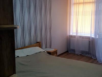 квартира за адресою Злуки просп., 5А