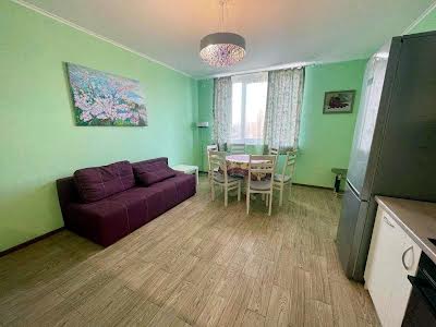квартира за адресою Академіка Заболотного вул., 15в