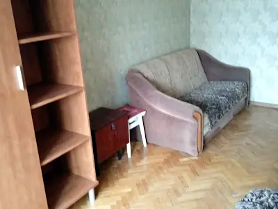 квартира за адресою Леоніда Каденюка просп. (Юрія Гагаріна), 20