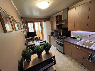 квартира по адресу Щекавицкая ул., 40/37