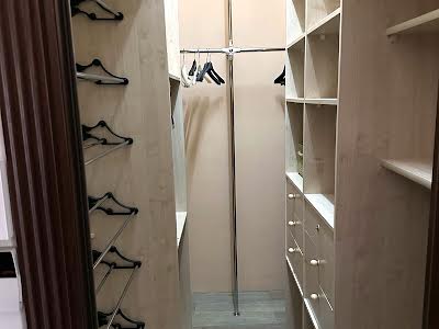 квартира за адресою Панаса Мирного вул., 17