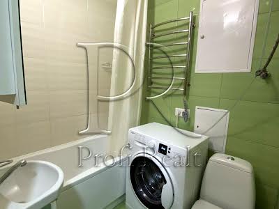 квартира за адресою Ялтинська вул., 14