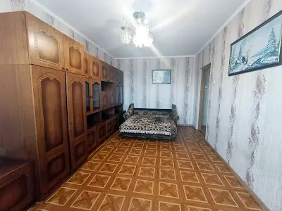 квартира за адресою Квітневий пров., 8