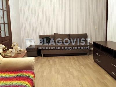 квартира по адресу Елены Телиги ул., 7-А