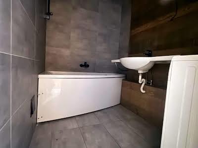 квартира за адресою Перлинна вул., 1а