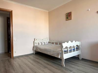 квартира за адресою Янтарна вул., 73
