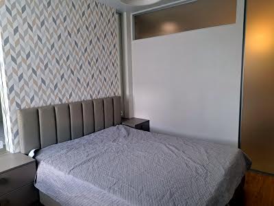 квартира за адресою Глушкова, 9В