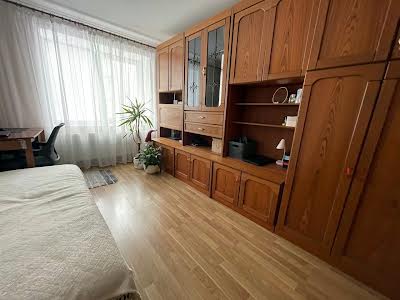 квартира за адресою Василя Стуса вул., 19