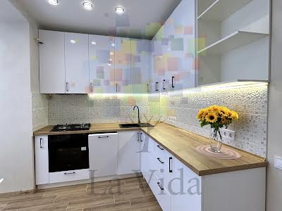квартира за адресою Клубна, 10