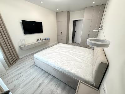 квартира за адресою Золотоустівська вул., 27