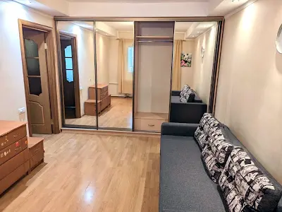 квартира за адресою Голосіївський просп. (40-річчя Жовтня), 112