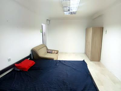 квартира за адресою Віктора Ярмоли вул., 28
