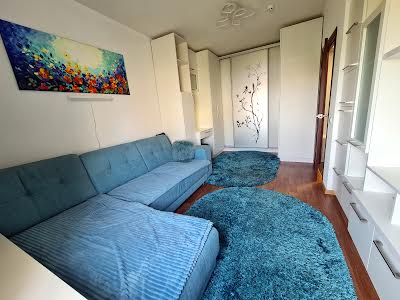 квартира по адресу Софии Русовой ул., 7г