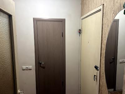 квартира за адресою Симиренка вул., 14-Б