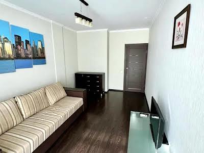квартира за адресою Регенераторна вул., 5