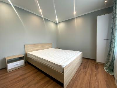 квартира за адресою Науки просп., 13