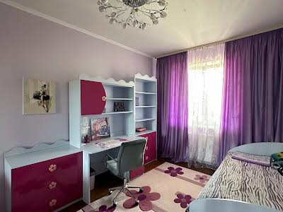 квартира за адресою Джона Ленона вул., 35