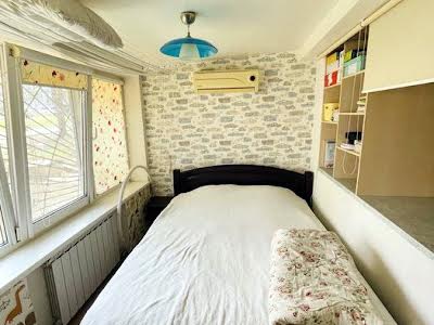 квартира за адресою Гвардейцев Широнинцев, 59Г
