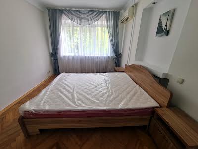 квартира за адресою Михайла Бойчука вул. (Кіквідзе), 18-А