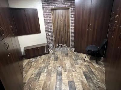 квартира за адресою Драгоманова вул., 1