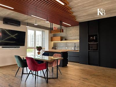 квартира за адресою Космічна вул., 9-А