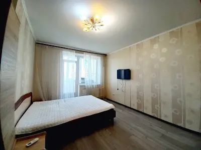 квартира за адресою Зоопаркова вул., 10