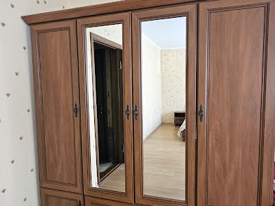 квартира за адресою Зодчих вул., 16
