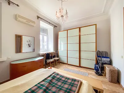 квартира за адресою Хрещатик вул., 15