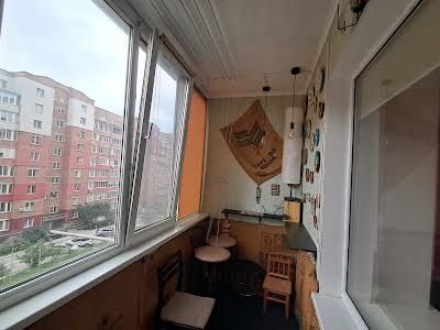 квартира по адресу Будівельників ул., 10