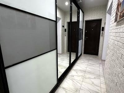 квартира за адресою Озерна вул., 6/3