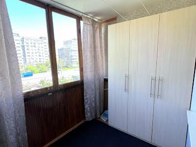 квартира по адресу Героев просп., 12