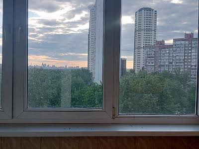 кімната за адресою Червоної Калини просп. (Володимира Маяковського), 5а