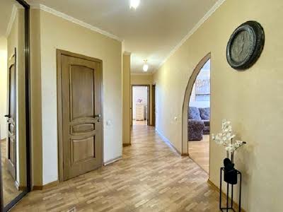 квартира по адресу Науки просп., 80-А/73