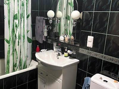 квартира по адресу Елены Телиги ул., 2