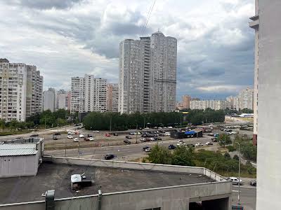 квартира за адресою Олександра Мишуги вул., 11