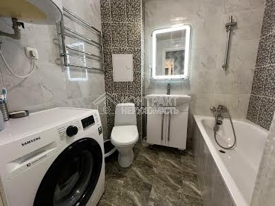 квартира за адресою Амосова вул. (Корчагінців), 25