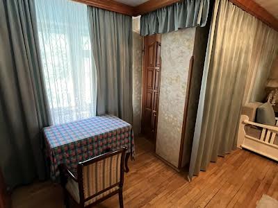 квартира за адресою Оболонська вул., 13-15