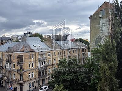 квартира за адресою Рейтарська вул., 20/24
