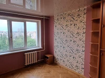 квартира за адресою Булаховського, 38