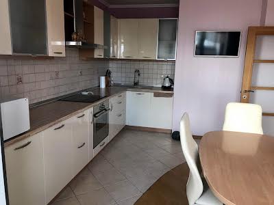 квартира по адресу Миколы Бажана просп., 16