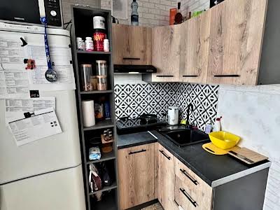 квартира за адресою Теплична вул., 48