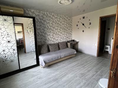 квартира за адресою Чарівна вул., 95