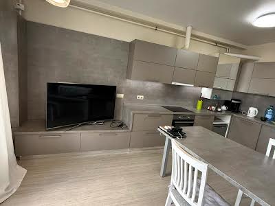 квартира за адресою Дмитра Луценка вул. (Крейсера 