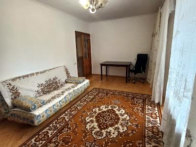 квартира по адресу Дніпровські пороги, 19